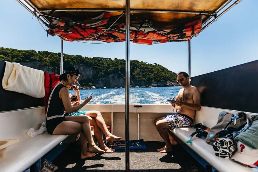 Dubrovnik: Blue Cave and Elafit Small Group Boat Exploration - Small details that will improve your day