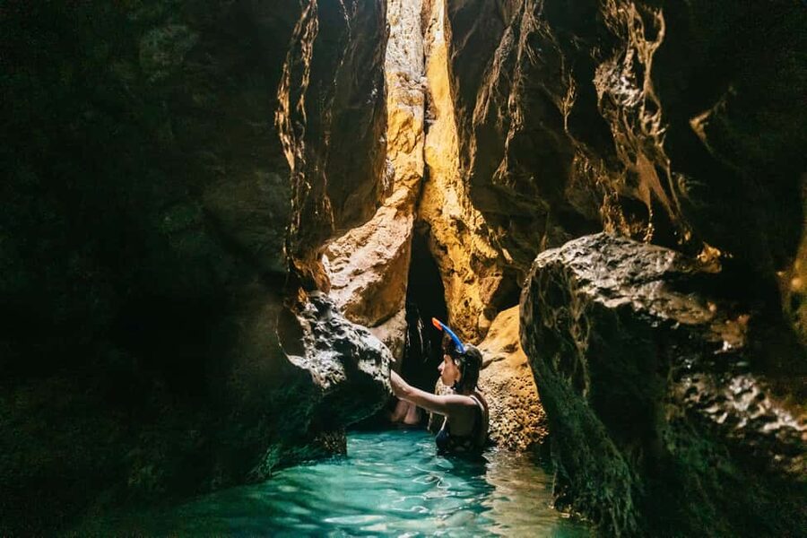 Dubrovnik: Blue Cave and Elafit Small Group Boat Exploration - The Blue Cave stop, beautiful but brief