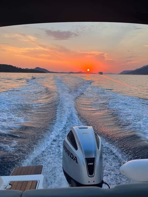 Dubrovnik: Blue Cave Tour by Speedboat with Small Group - Three Green Caves on Koločep