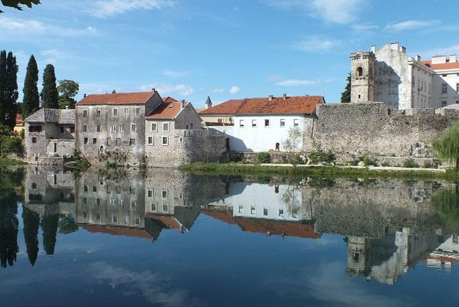Dubrovnik Bosnia-Herzegovina Half-Day Wine Tour with Tastings - Trebinje market: honey, figs, and a taste of daily life