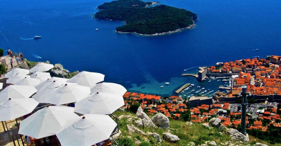 Dubrovnik: Cable Car, Walking Tour and City Walls Combo - Why the cable car is the right place to begin