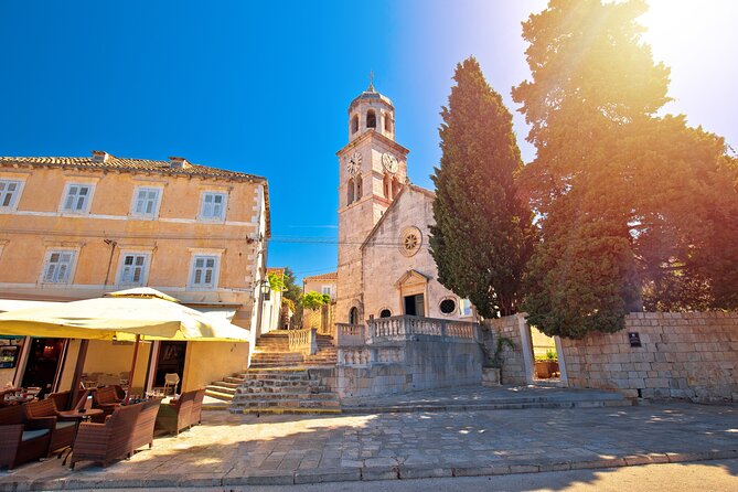 Dubrovnik City Walls Tour for Early Birds or Sunset Chasers - Practical advice for stairs, heat, and photos