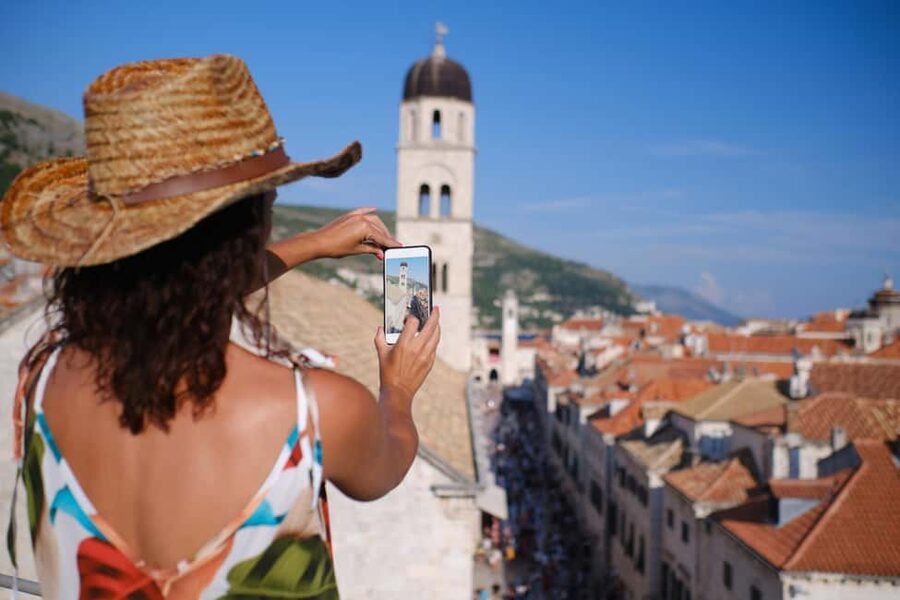 Dubrovnik: City Walls Tour for Early Birds & Sunset Chaser - What the sunset option adds