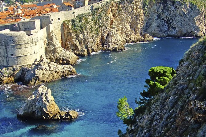 Dubrovnik City Walls Walking Tour (entrance ticket included) - Heat, crowds, and the best use of your time