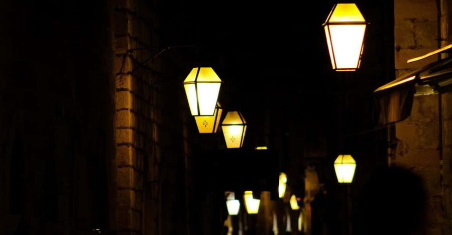 Dubrovnik: Dark tales of the Old Town - Ruins, convents, houses, and churches
