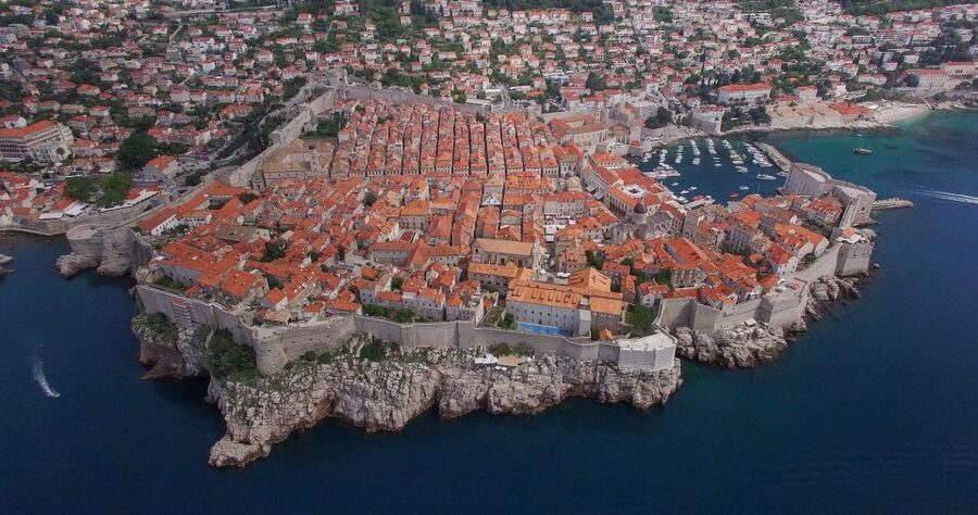 Dubrovnik: Early Bird Walking Tour - Orlando’s Column and Sponza Palace