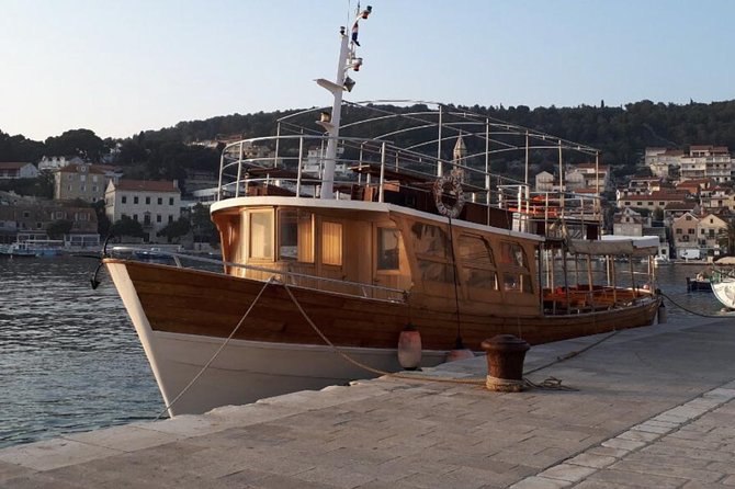 Dubrovnik Elafiti Islands Cruise with Lunch, Drinks and Pickup - Lopud and Šunj Beach: the day’s main beach stop