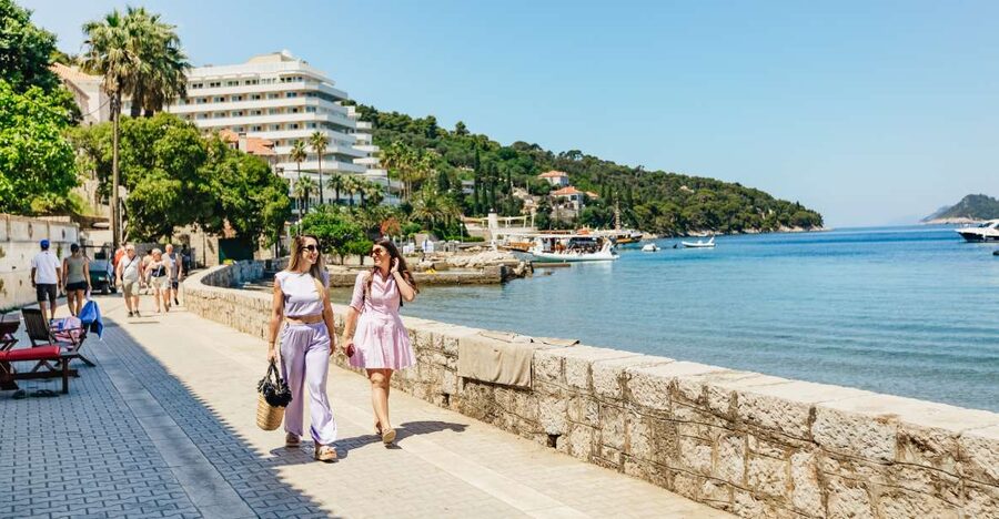Dubrovnik: Elaphite Island Cruise w/ Drinks & Optional Lunch - Lopud and the walk to Šunj Bay