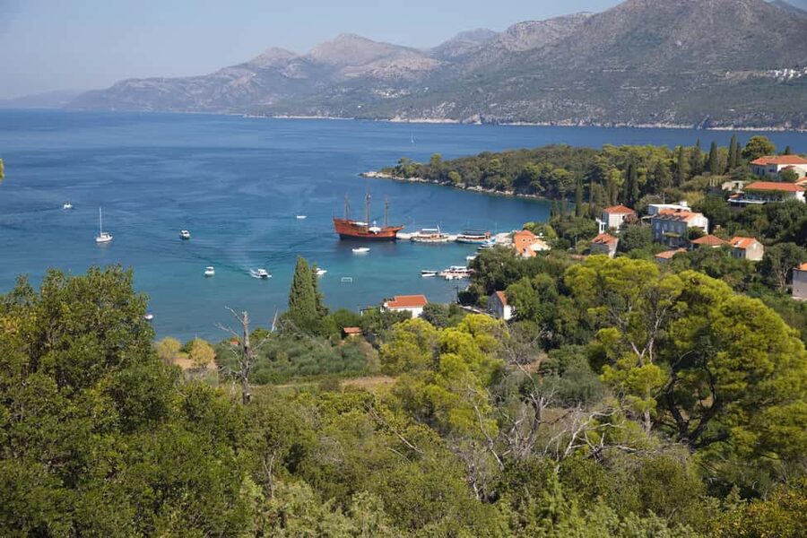 Dubrovnik: Elaphite Island Hopping Cruise on Karaka Ship - Swimming and snorkeling without rushing the day