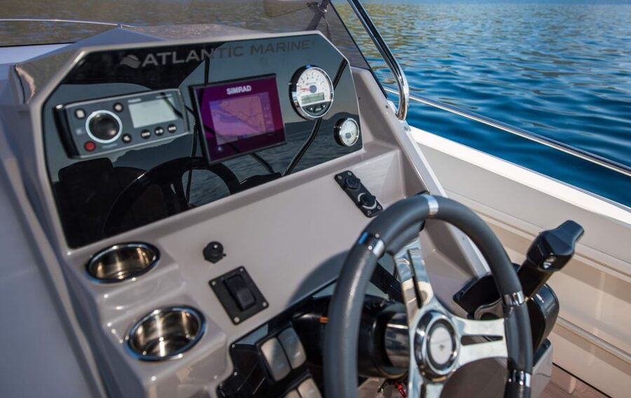 Dubrovnik: Elaphite Islands Private Speedboat Full-Day Tour - The boat, skipper, and private format