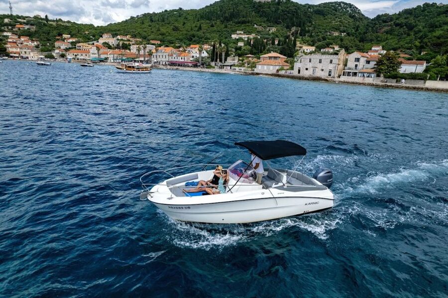 Dubrovnik: Elaphiti Islands Private Day Cruise by Speedboat - Should you book this Elaphiti Islands cruise?