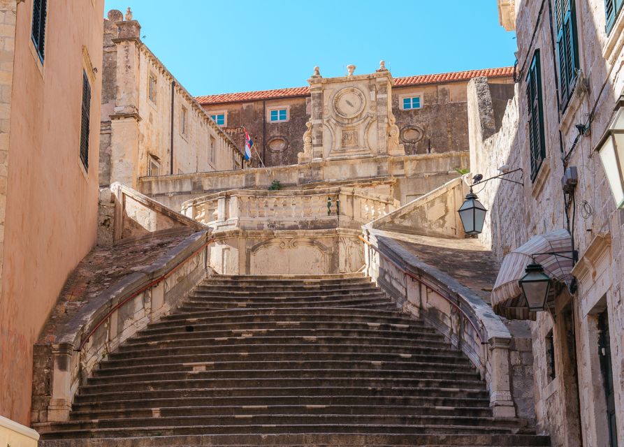 Dubrovnik: Epic Game of Thrones Tour + Lokrum & Saver Option - Guides, atmosphere, and what makes the tour work