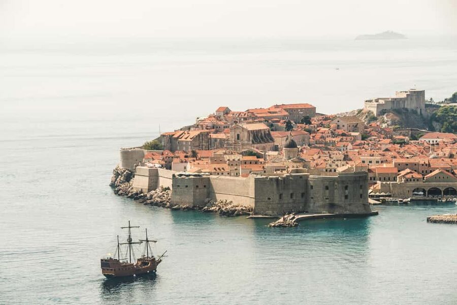 Dubrovnik Fun Facts and History: 1 or 2hr Tour with Antonio - Key points at a glance