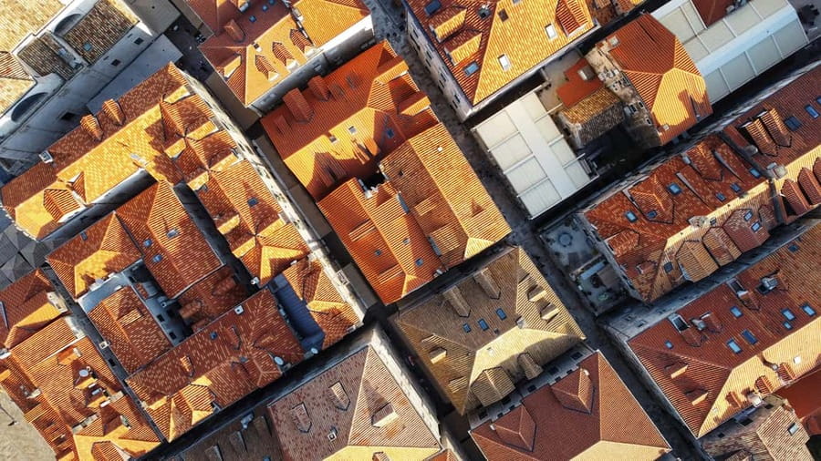 Dubrovnik Fun Facts and History: 1 or 2hr Tour with Antonio - Walking through a republic that survived by talking