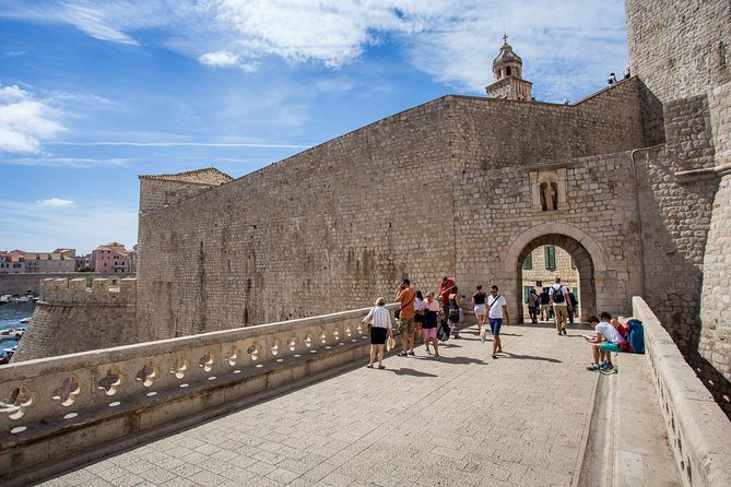 Dubrovnik Game of Thrones Full-Day Tour + Lokrum & Srđ - The Jesuit Stairs and Old Town filming sites