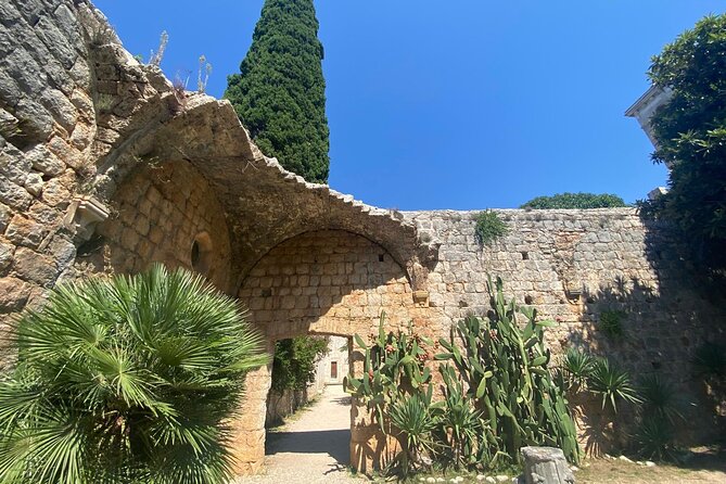 Dubrovnik Game Of Thrones self-guided tour with mobile app - The Walk of Shame steps and Cersei’s story