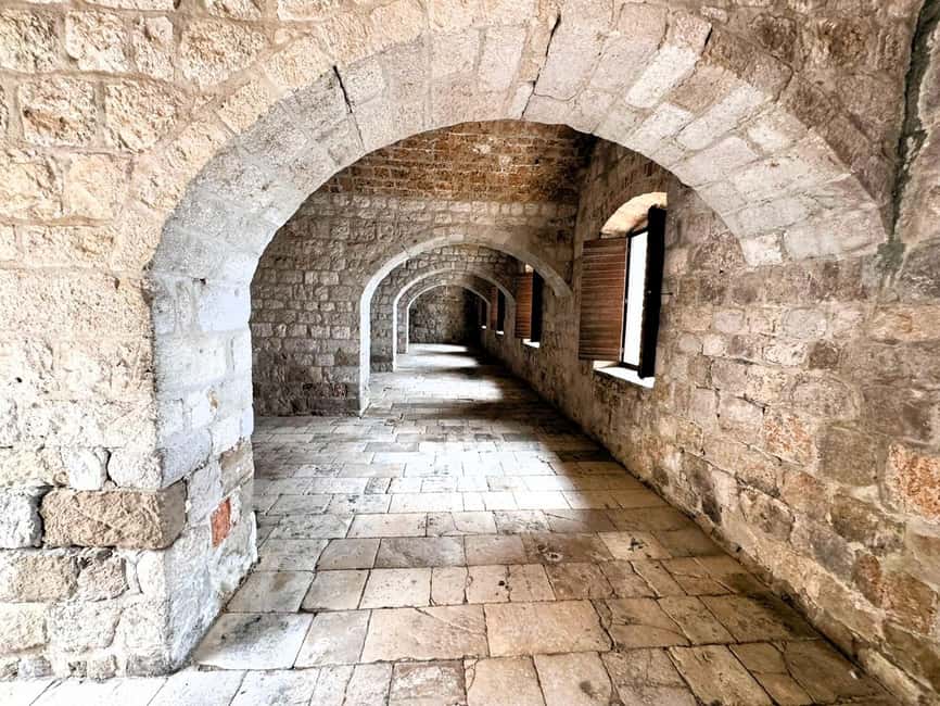 Dubrovnik: Game of Thrones Tour & Optional Lokrum Island - Pile Gate and Blackwater Bay