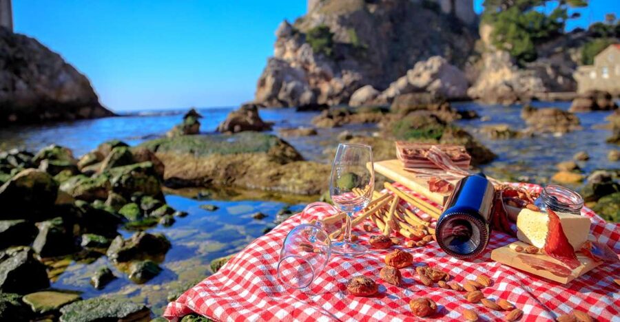 Dubrovnik Gastronomy: 3-Hour Food and Wine Tour - Key points to know before booking