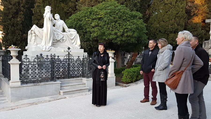 Dubrovnik: Ghosts and Mysteries Walking Tour - Why Dubrovnik’s darker side works best at twilight