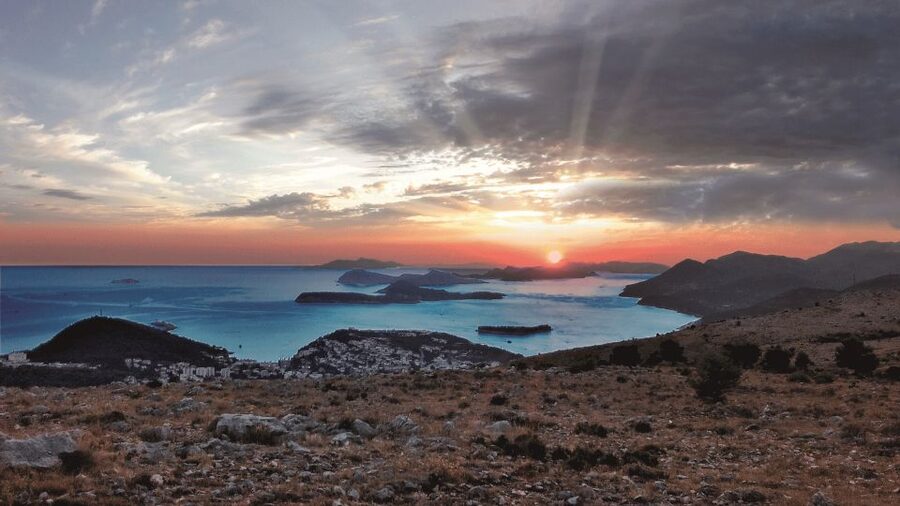 Dubrovnik: Group Sightseeing Tour with Stunning Views - Who should book this Dubrovnik tour?
