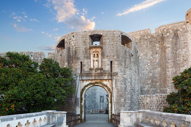 Dubrovnik Guided Group Tour with Ston Oyster tasting from Split & Trogir - Key points at a glance