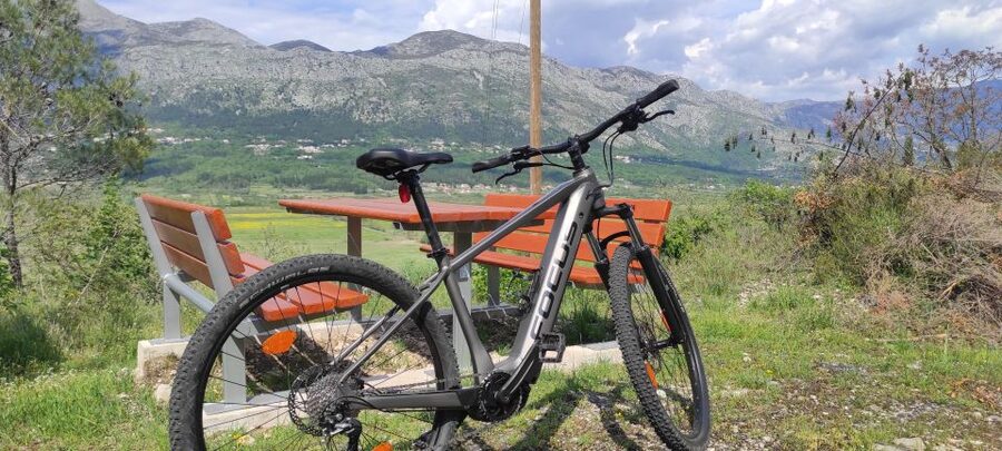 Dubrovnik Guided Private E-bike Tour - What the $94 price really covers