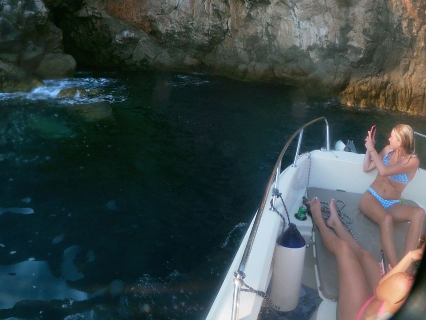 Dubrovnik: Half-Day Private Boat Trip to Elafiti Islands - Starting at Gruz Harbour with a private crew