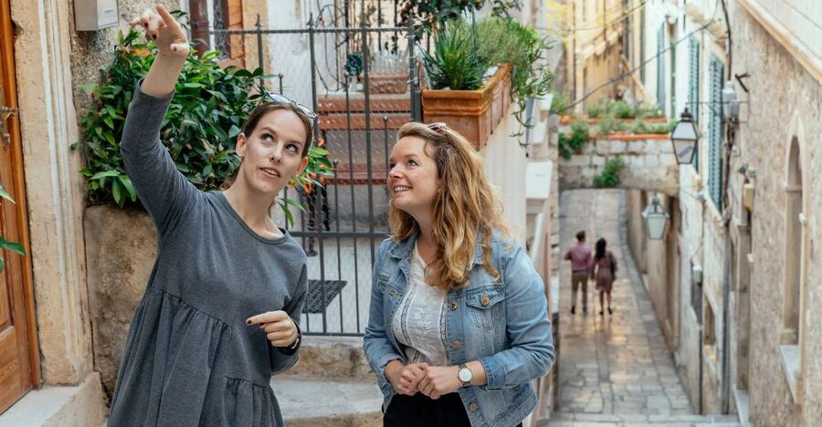 Dubrovnik: Hidden Gems and Highlights Private Walking Tour - Pile Gate as a Gateway to the Old Town