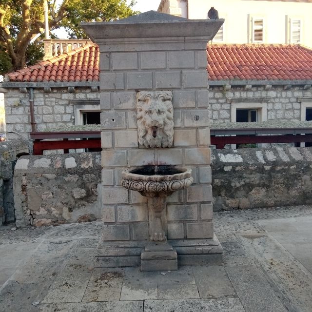 Dubrovnik: Historical Tour with Game of thrones details - Photo stops and personal attention