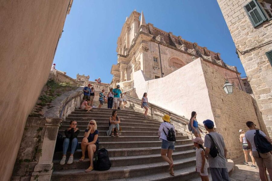 Dubrovnik: History and Game of Thrones Walking Tour - The walk of shame steps and the production story