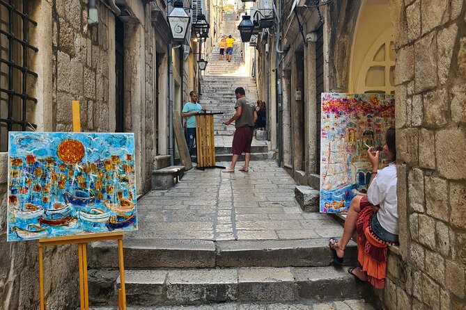 Dubrovnik History Tour + Local Shop Experience (Small Group) - Onofrio Fountain and the Franciscan Monastery