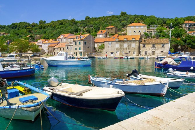 Dubrovnik Island-Hopping Cruise in the Elaphites with Lunch - Starting at Gruž and settling into the boat