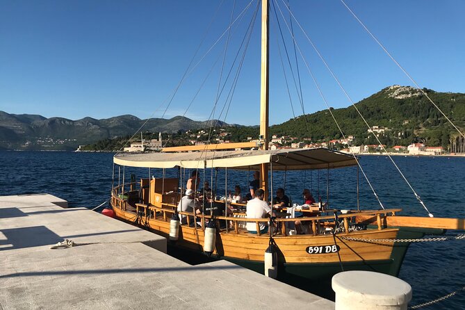 Dubrovnik Islands Private Rented Boat Cruise - Life aboard the 12-meter Đivo