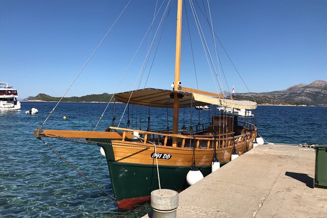 Dubrovnik Islands Private Rented Boat Cruise - Meeting the skipper at Gruž Port