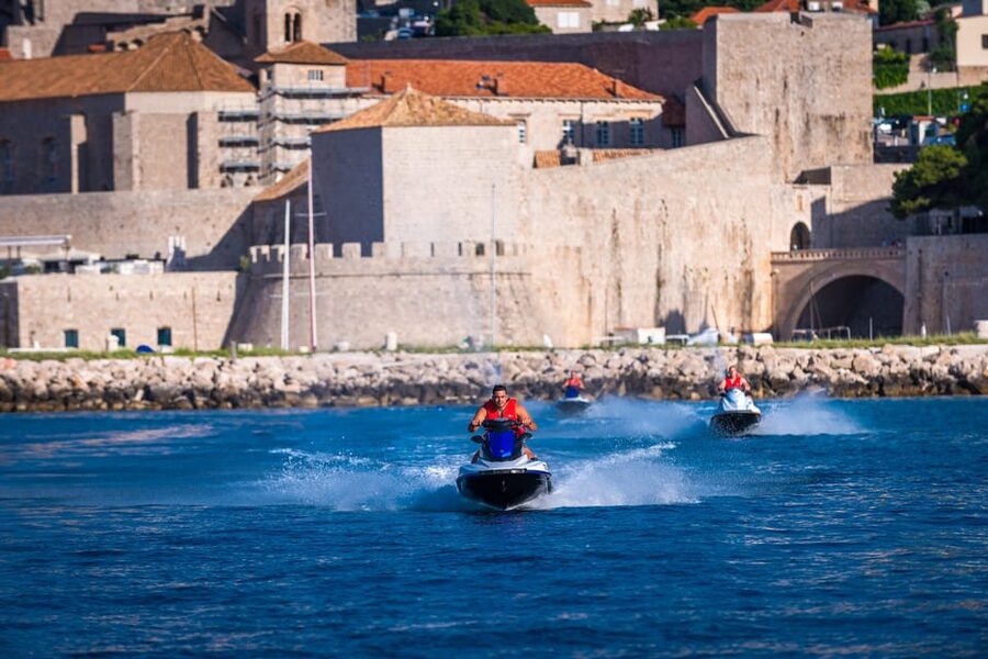 Dubrovnik: Jet Ski Tour - Meeting the guide and learning the jet ski