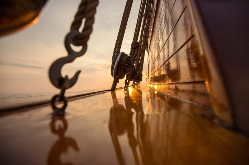 Dubrovnik: Karaka - Game of Thrones Cruise & Walking Tour - Walking, weather, and practical comfort
