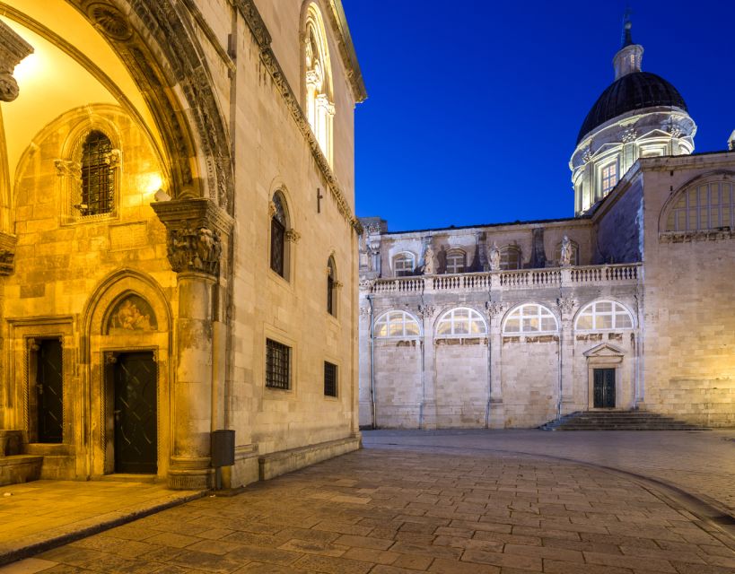 Dubrovnik: Old Town Highlights Guided Evening Walking Tour - Who should book this walk?
