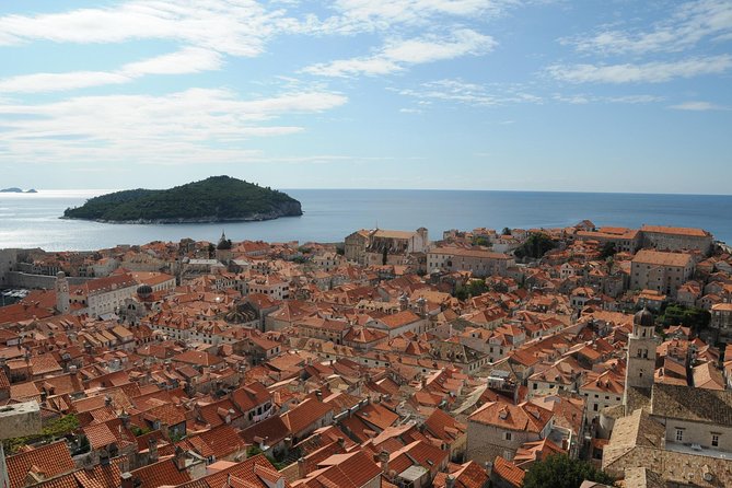 Dubrovnik Old Town History Walking Tour - Gundulic Square and the Rector’s Palace