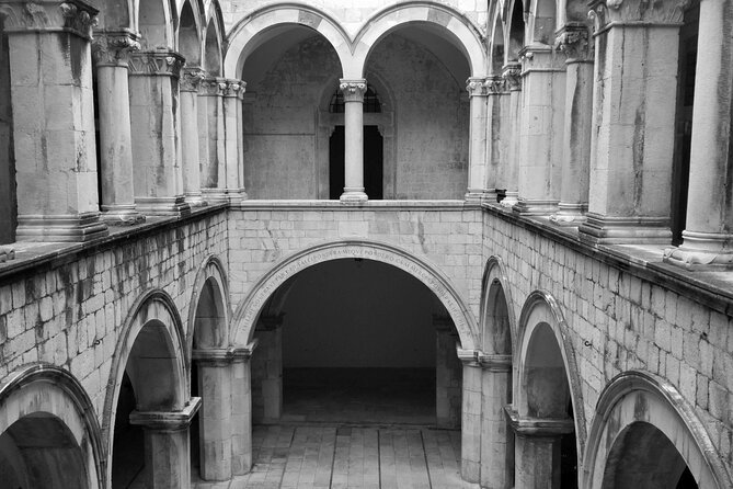 Dubrovnik Old Town: Small-Group Walking Tour With A Local - Franciscan pharmacy and the end of the republic