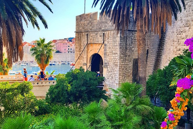 Dubrovnik Old Town Walking Tour - Sponza Palace and the city’s working past
