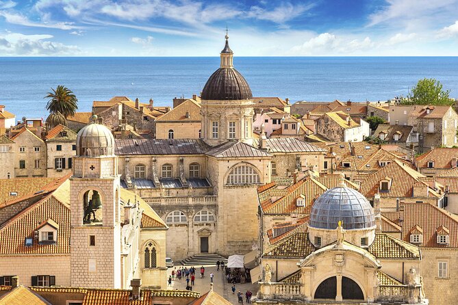 Dubrovnik Old Town Walking Tour with Audioguide - The Small Onofrio Fountain and Rector’s Palace