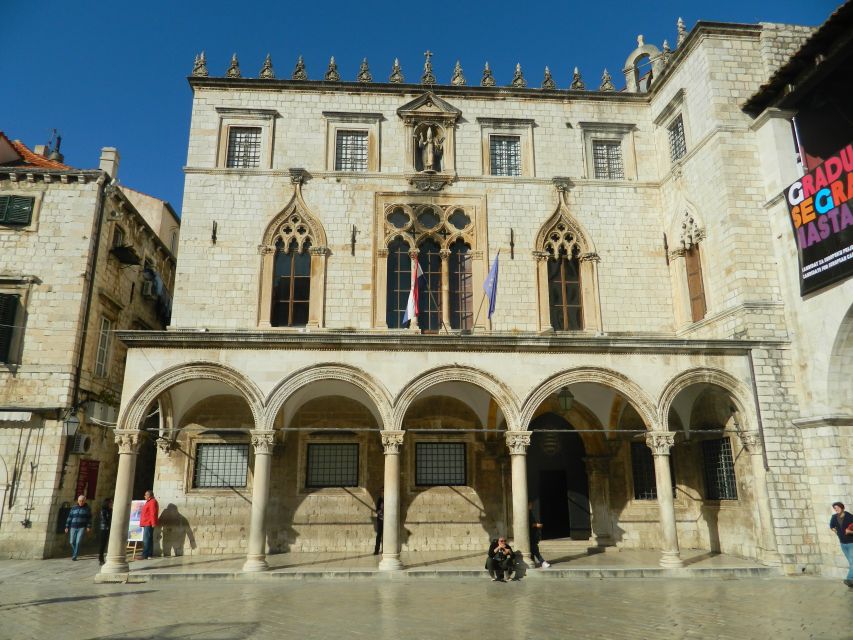 Dubrovnik: Panoramic Ride and Old Town Guided Walking Tour - Timing choices and the midday break
