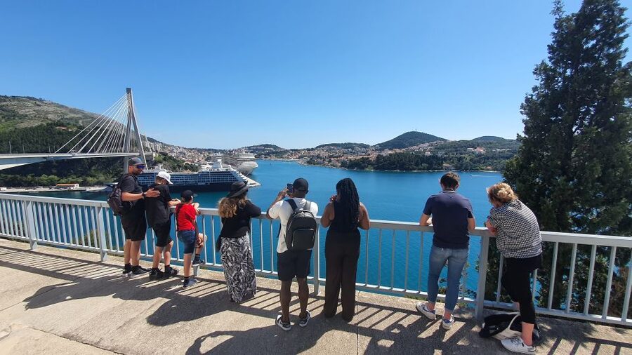 Dubrovnik: Panoramic Ride and Old Town Guided Walking Tour - Franjo Tuđman Bridge and the view over Gruž