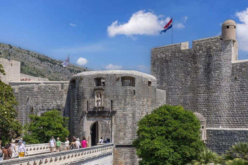 Dubrovnik: Pile Gate & Old Town with Spices and Hidden Gems - Practical tips for a smoother walk