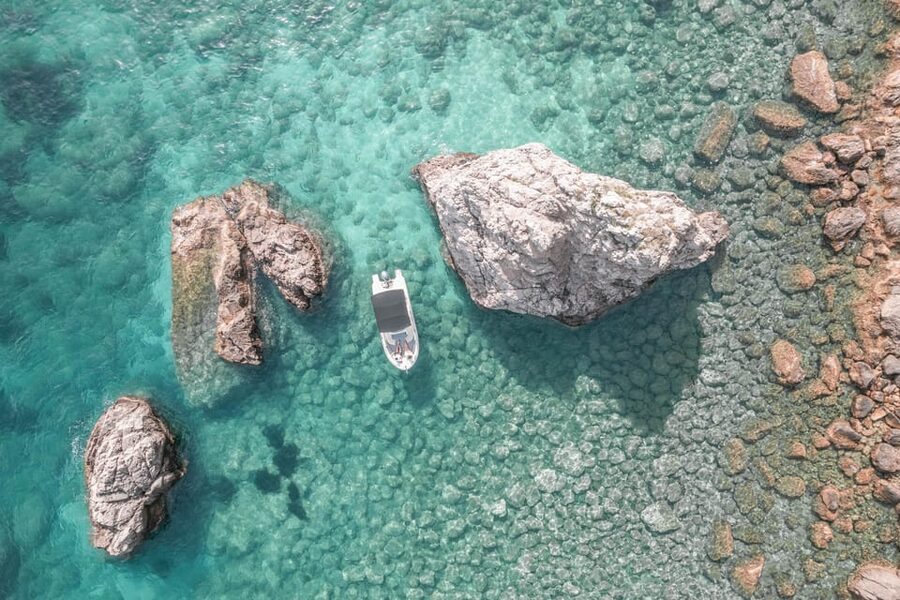 Dubrovnik: Private Boat Island Tour - Koločep: caves, lagoons, and clear water