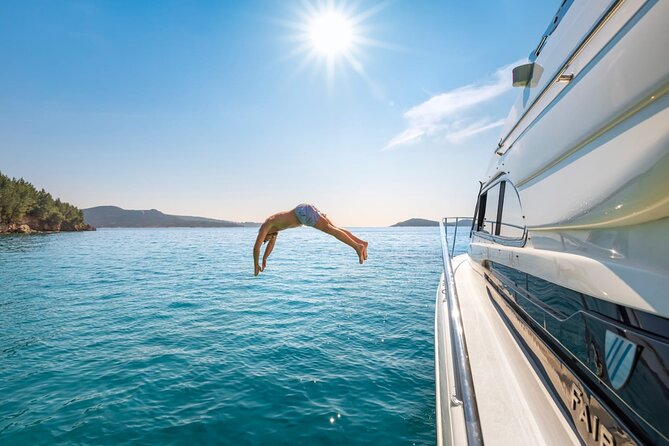 Dubrovnik: Private Boat Tours to Elaphite Islands - Hotel pickup makes the start unusually simple