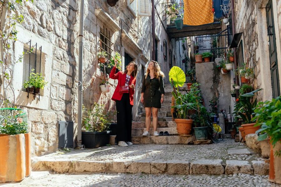 Dubrovnik: Private Family Friendly City Tour with Guide - The best time to book this 90-minute walk