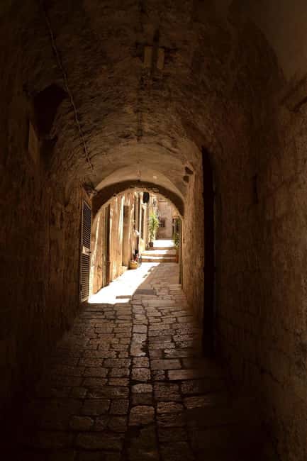 Dubrovnik: Private Game of Thrones Tour: Inside Look - Lovrijenac Fort, the Red Keep above the sea