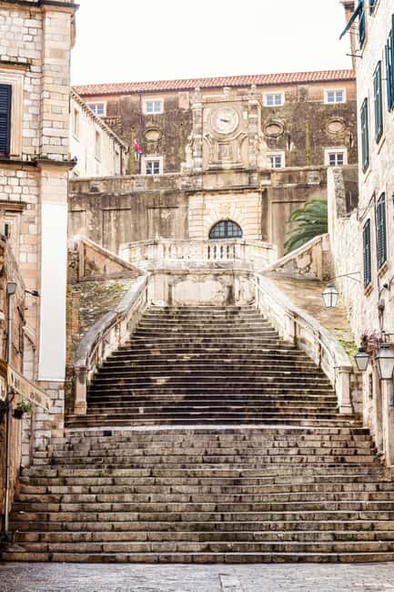 Dubrovnik: Private Game of Thrones Tour: Inside Look - Large Onofrio’s Fountain and the city’s everyday character