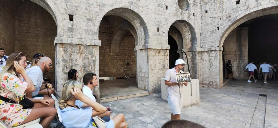 Dubrovnik: Private Game of Thrones Tour: Inside Look - Timing, language, and practical planning